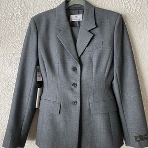 Aritzia Babaton Standout Women's Blazer